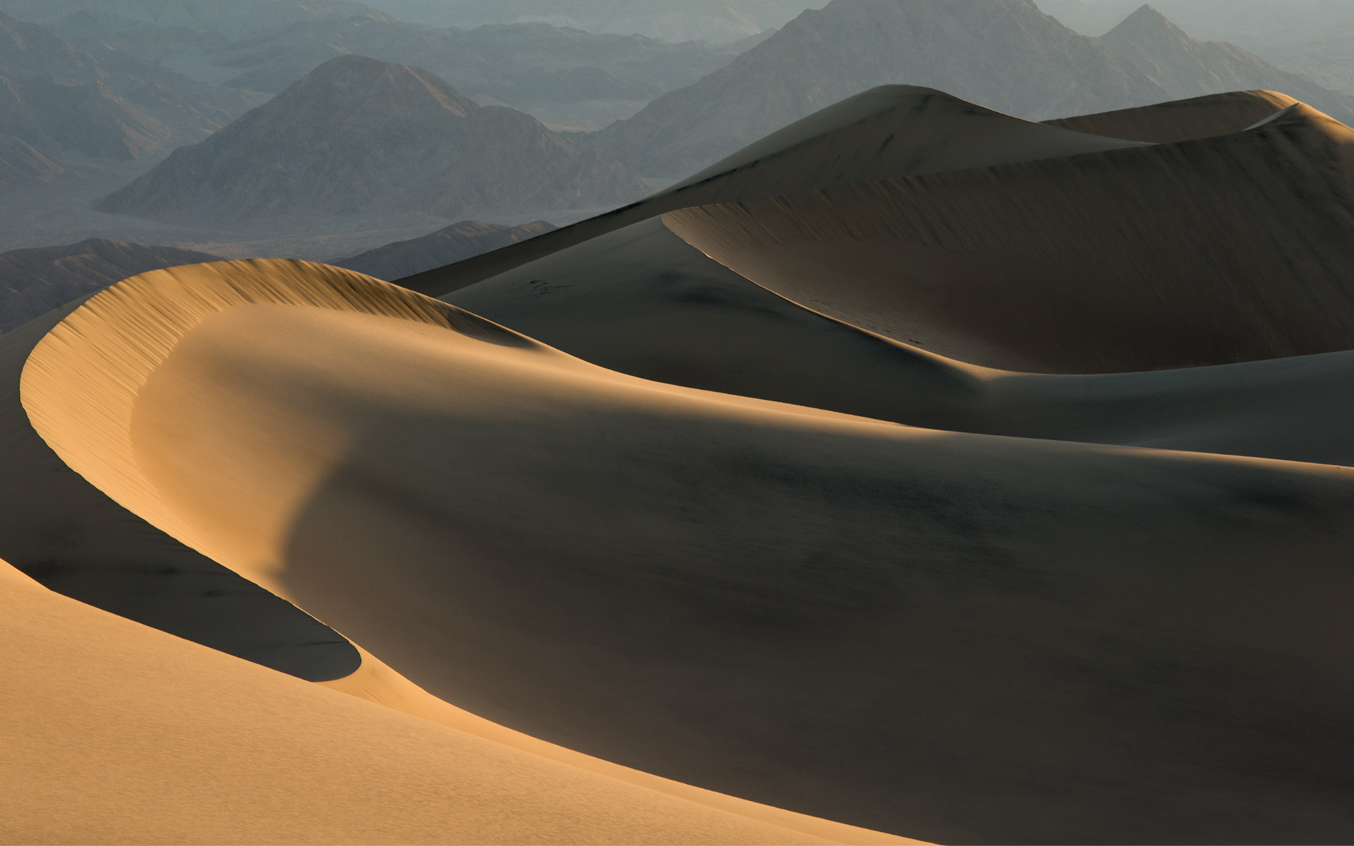 Mesquite Flat Sand Dunes, Death Valley